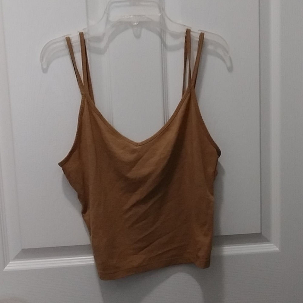 2/$15😸taupe crop tank top